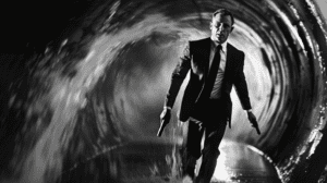 James Bond en una misión de espionaje