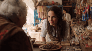 Quién es Vianne Rocher en contraste con el antagonista Francis Reynaud en Lansquenet