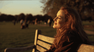 Quién es Anna Scott entrando por primera vez a la librería de viajes en Londres